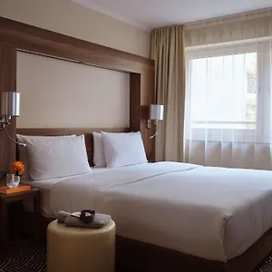 4* Hotel Flemings Frankfurt Main-riverside