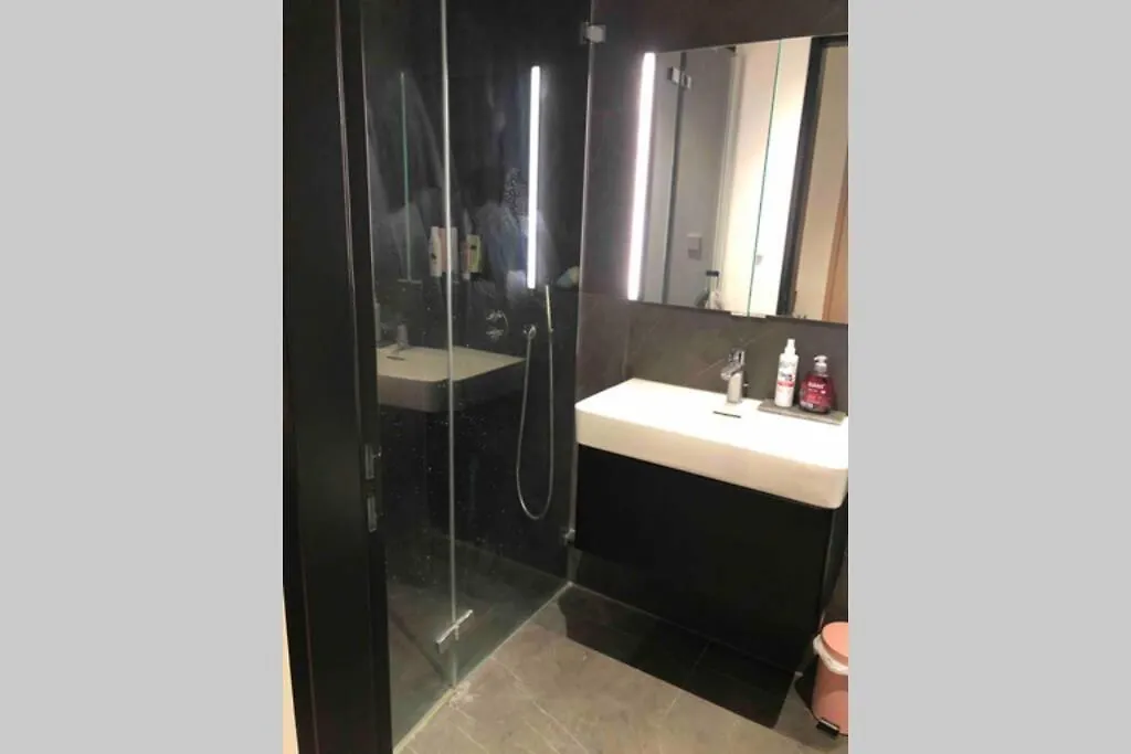Luxury Skyscraper Apartment With Skyline View 0*, Frankfurt am Main Deutschland